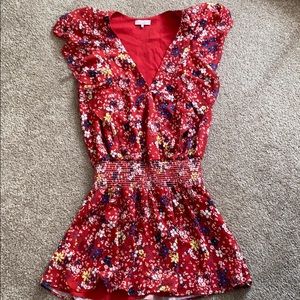 Pretty floral mini dress!